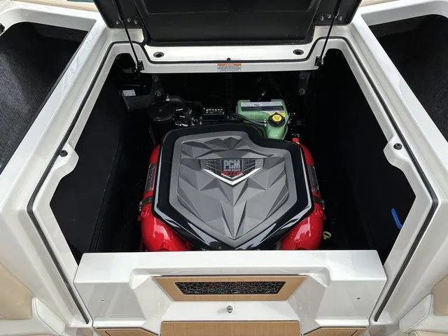 Slide: The Image of Nautique Super Air Nautique G23 2025 - 21