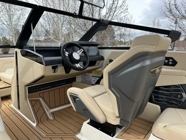 Slide: The Image of Nautique Super Air Nautique G23 2025 - 24