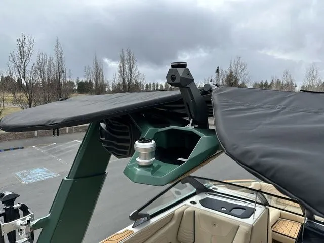 Slide: The Image of Nautique Super Air Nautique G23 2025 - 26