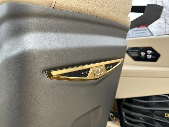 Slide: The Image of Nautique Super Air Nautique G23 2025 - 32