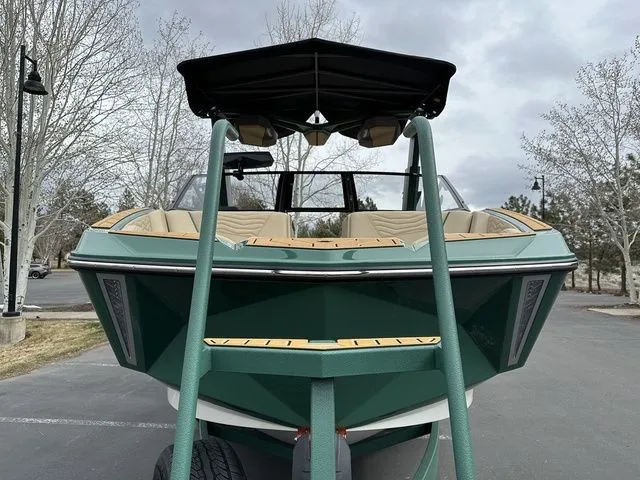 Slide: The Image of Nautique Super Air Nautique G23 2025 - 5