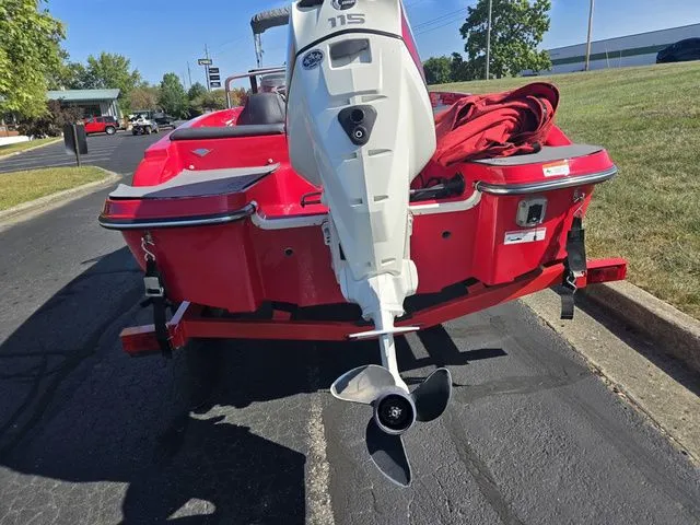 Slide: The Image of Glastron GTS 160 2015 - 3