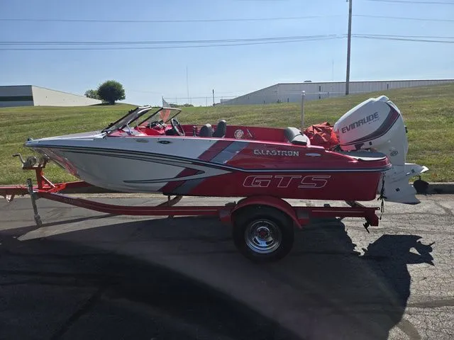 Slide: The Image of Glastron GTS 160 2015 - 5