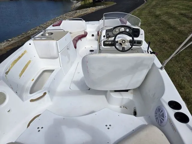 Slide: The Image of Sea-Doo Islandia 2004 - 11