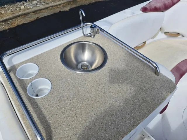 Slide: The Image of Sea-Doo Islandia 2004 - 18