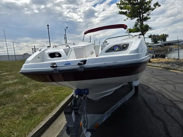 Slide: The Image of Sea-Doo Islandia 2004 - 7