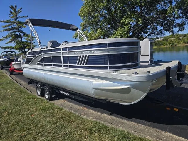 Slide: The Image of Bennington 22 LFBC 2022 - 9