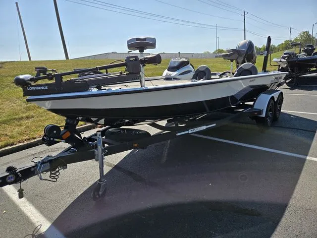 Slide: The Image of Vexus AVX1980 2024 - 7