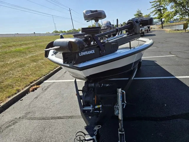 Slide: The Image of Vexus AVX1980 2024 - 8