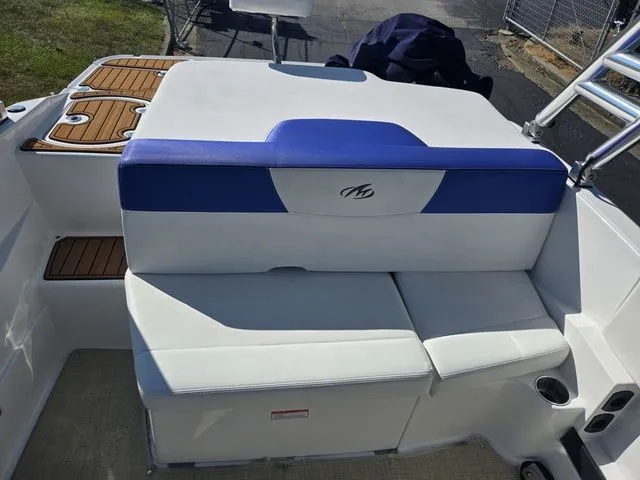 Slide: The Image of Monterey 196MFS 2016 - 22