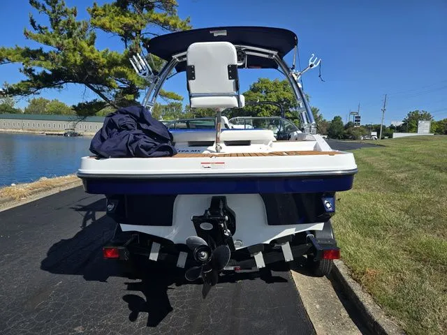 Slide: The Image of Monterey 196MFS 2016 - 3