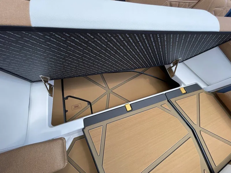 Slide: The Image of Nautique Super Air Nautique G25 Paragon 2026 - 25