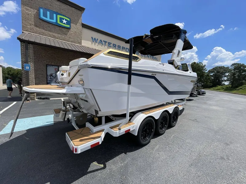 Slide: The Image of Nautique Super Air Nautique G25 Paragon 2026 - 4