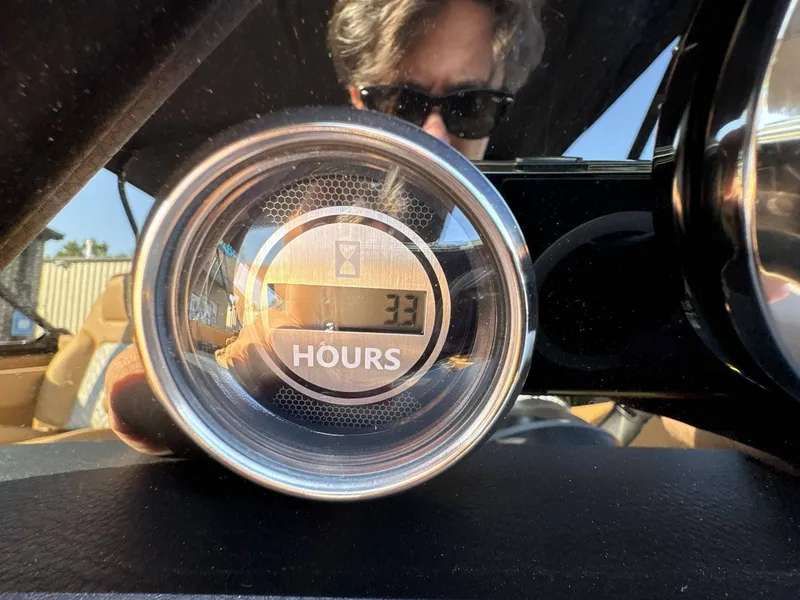 Slide: The Image of Crest Caribbean 230 SLC 2026 - 18