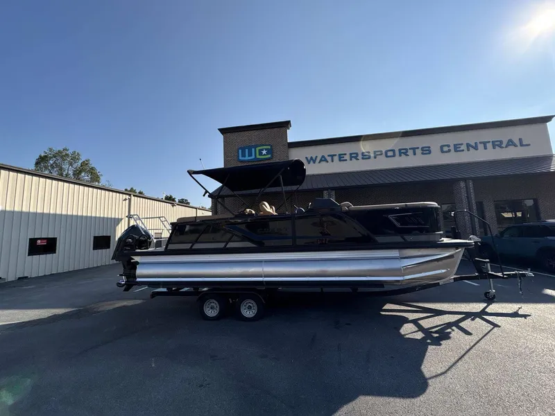 Slide: The Image of Crest Caribbean 230 SLC 2026 - 2