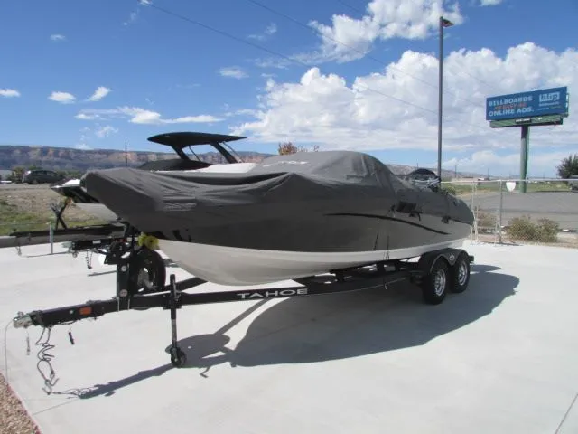 Slide: The Image of Tahoe 200 FS 2022 - 11