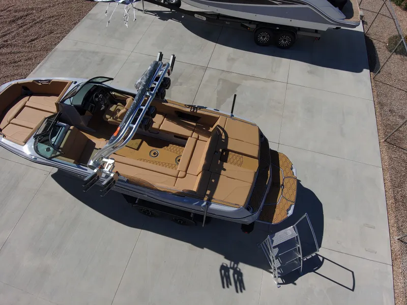 Slide: The Image of MasterCraft 24 NXT 2026 - 13