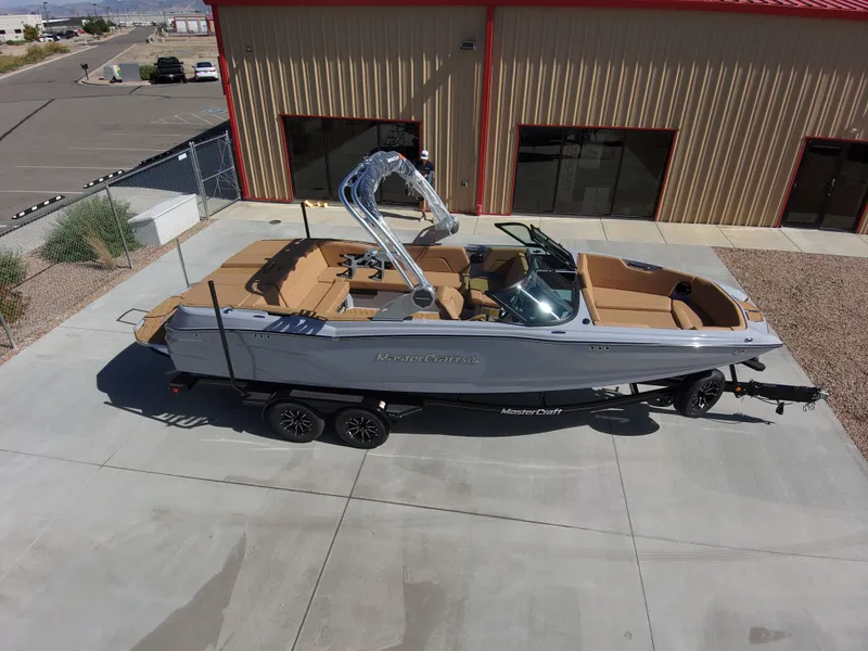 Slide: The Image of MasterCraft 24 NXT 2026 - 22