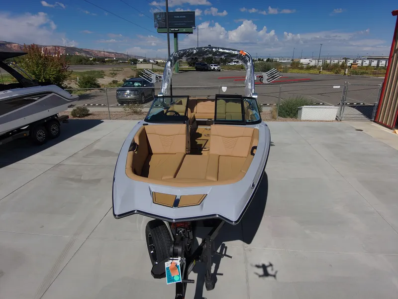 Slide: The Image of MasterCraft 24 NXT 2026 - 24