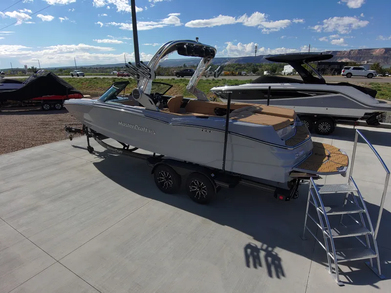 Slide: The Image of MasterCraft 24 NXT 2026 - 9