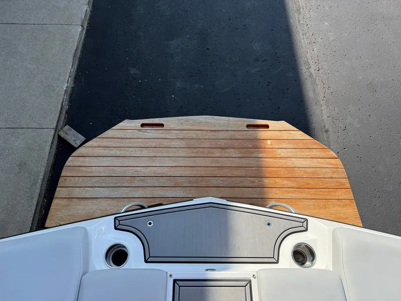 Slide: The Image of MasterCraft XT23 2020 - 29