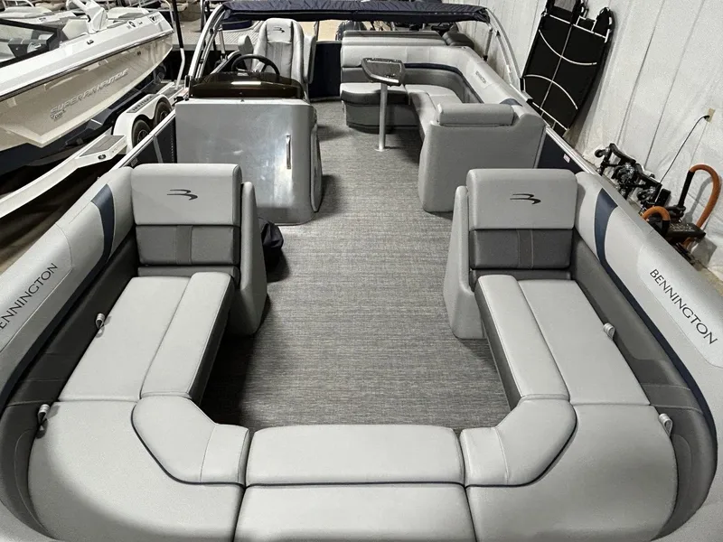 Slide: The Image of Bennington 23SXL 2024 - 11