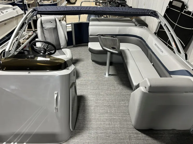 Slide: The Image of Bennington 23SXL 2024 - 13