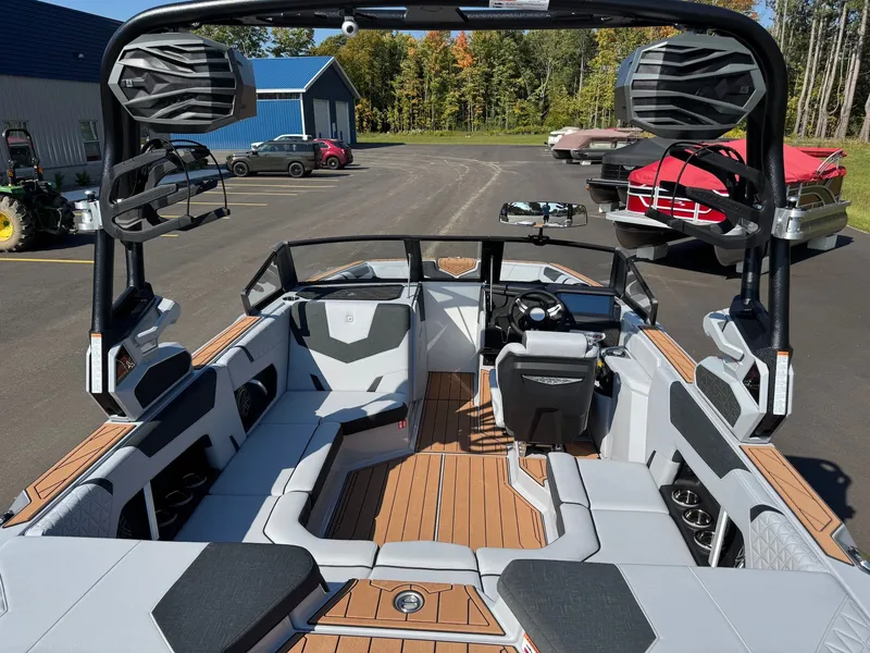Slide: The Image of Nautique Super Air Nautique GS20 2026 - 14