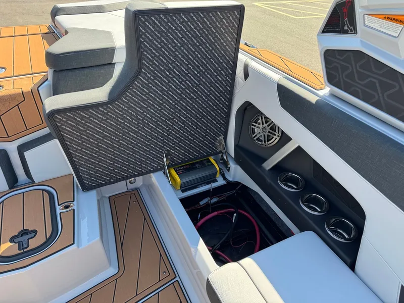 Slide: The Image of Nautique Super Air Nautique GS20 2026 - 25