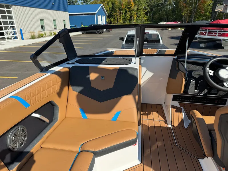 Slide: The Image of Nautique Super Air GS24 2026 - 14