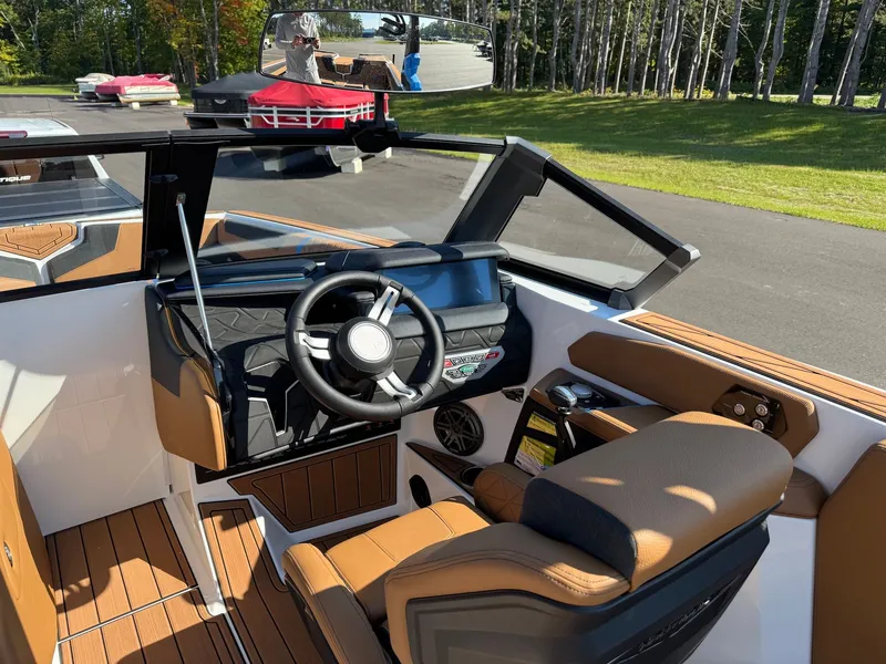 Slide: The Image of Nautique Super Air GS24 2026 - 15