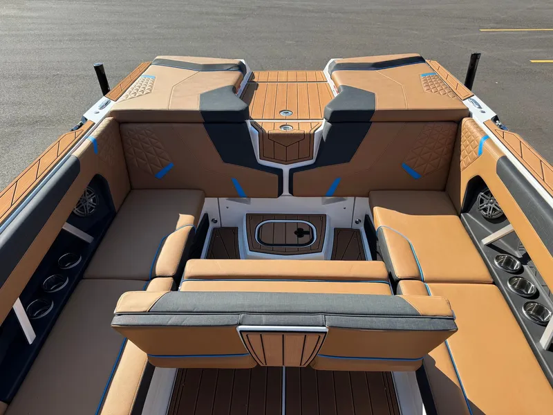 Slide: The Image of Nautique Super Air GS24 2026 - 24