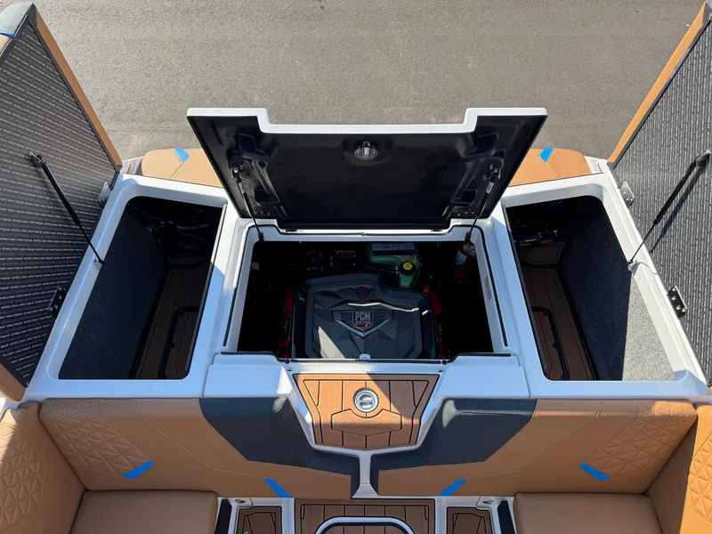 Slide: The Image of Nautique Super Air GS24 2026 - 29