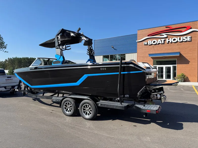 Slide: The Image of Nautique Super Air GS24 2026 - 3
