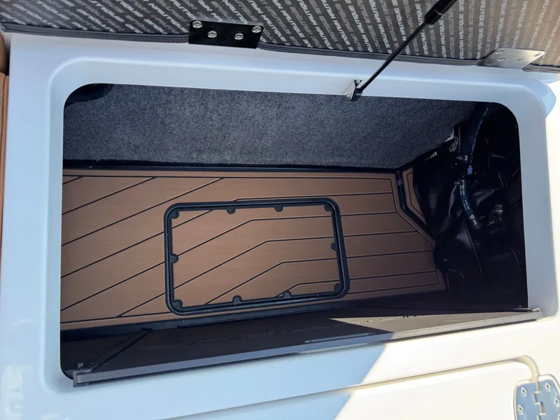 Slide: The Image of Nautique Super Air GS24 2026 - 30
