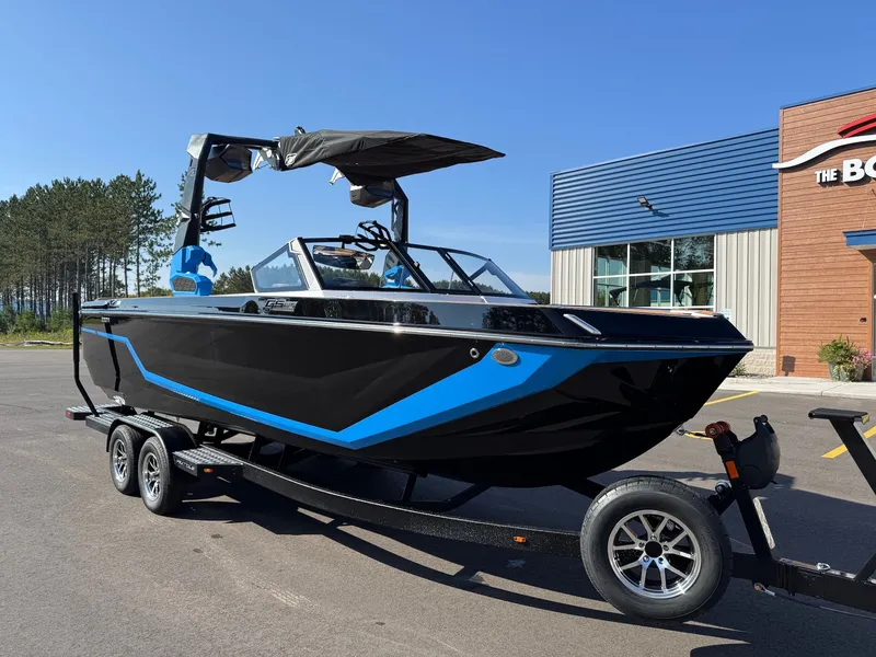 Slide: The Image of Nautique Super Air GS24 2026 - 4
