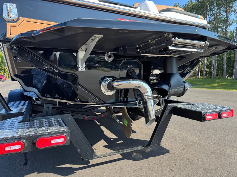 Slide: The Image of Nautique Super Air GS24 2026 - 8