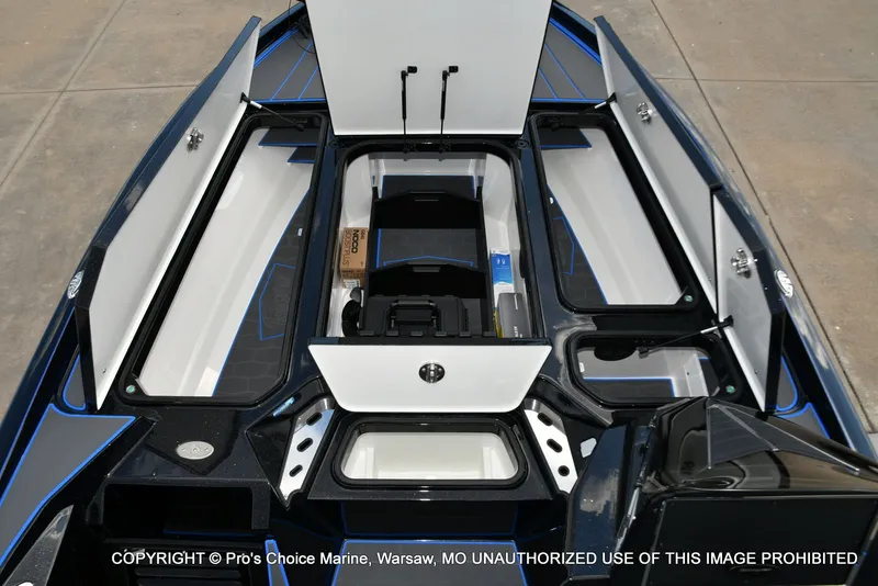 Slide: The Image of Ranger Z520R Traction Mat Interior 2026 - 11