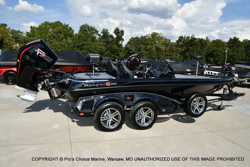 Slide: The Image of Ranger Z520R Traction Mat Interior 2026 - 20