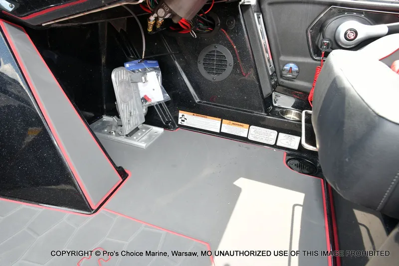 Slide: The Image of Ranger Z520R Traction Mat Interior 2026 - 41