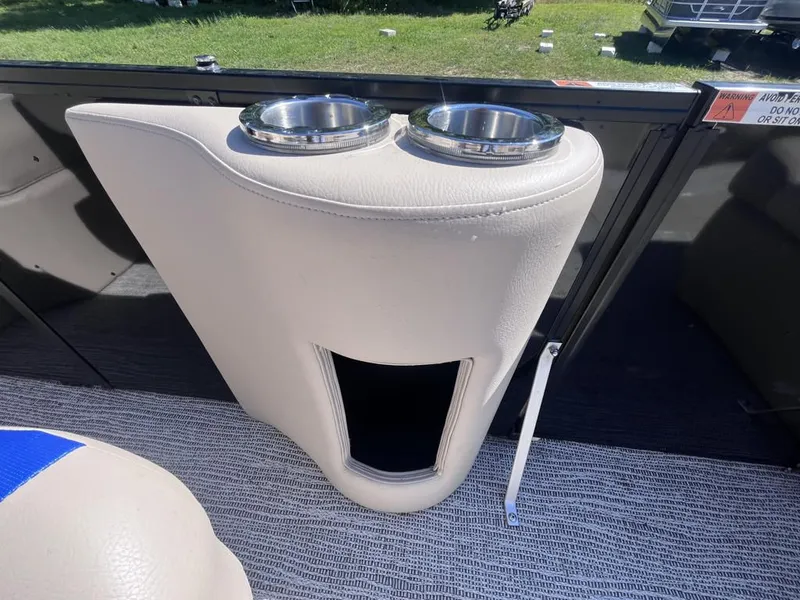 Slide: The Image of SunCatcher Select 324SL TRI 2023 - 36