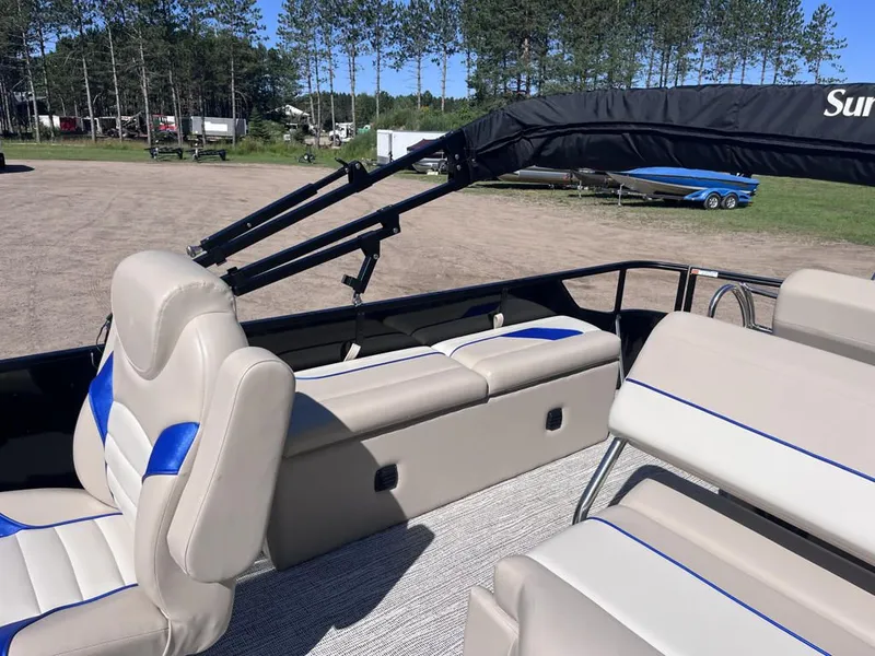 Slide: The Image of SunCatcher Select 324SL TRI 2023 - 39