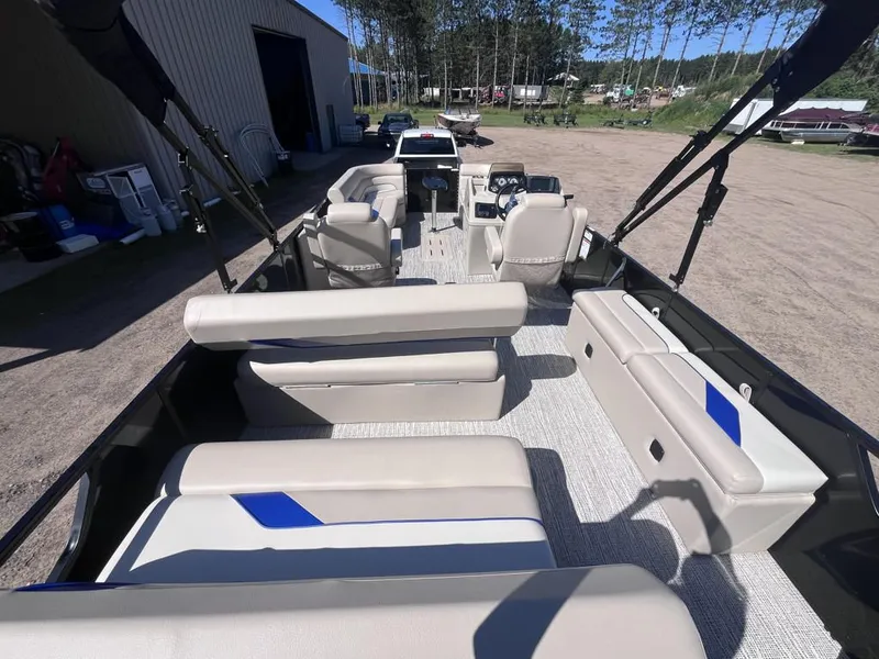 Slide: The Image of SunCatcher Select 324SL TRI 2023 - 57