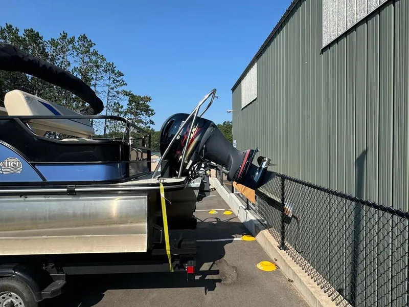 Slide: The Image of SunCatcher Select 324SL TRI 2023 - 60