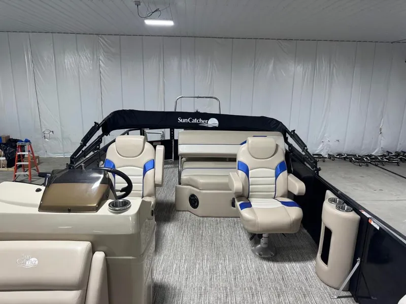 Slide: The Image of SunCatcher Select 324SL TRI 2023 - 64