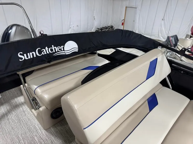 Slide: The Image of SunCatcher Select 324SL TRI 2023 - 65