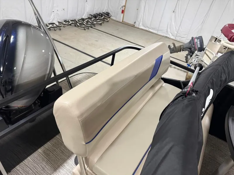 Slide: The Image of SunCatcher Select 324SL TRI 2023 - 66