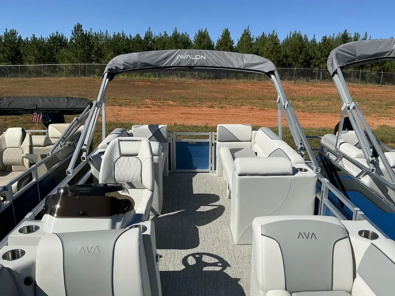 Slide: The Image of Avalon Venture QUAD LOUNGER 2025 - 2