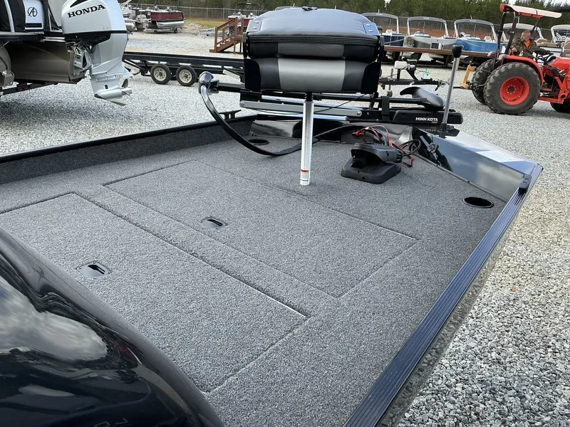 Slide: The Image of Lowe Skorpion 2025 - 2