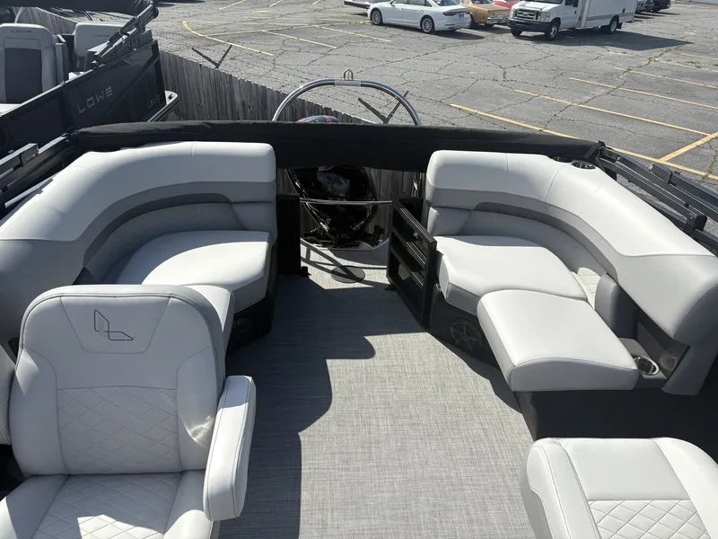 Slide: The Image of Lowe Ss 230 2025 - 5